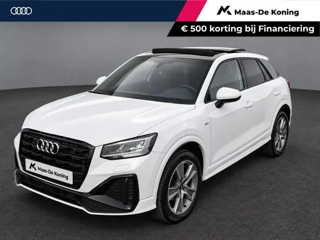 Audi Q2 35 TFSI/150PK S Line · Panoramadak · SONOS Audio ·  Camera · Apple/Android Car Play · Leder