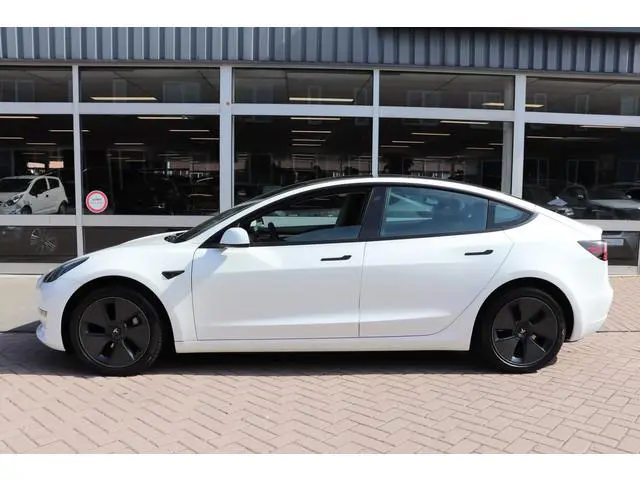 Tesla Model 3 Long Range RWD 75 kWh 94,7% SOH .