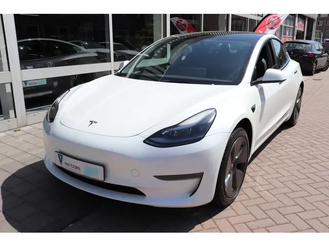 Tesla Model 3 Long Range RWD 75 kWh 94,7% SOH .
