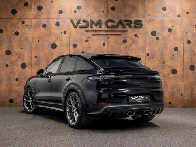 Porsche Cayenne Coupé 4.0 Turbo E-Hybrid GT | Achterasbest. | InnoDrive | 18-weg | 360° |