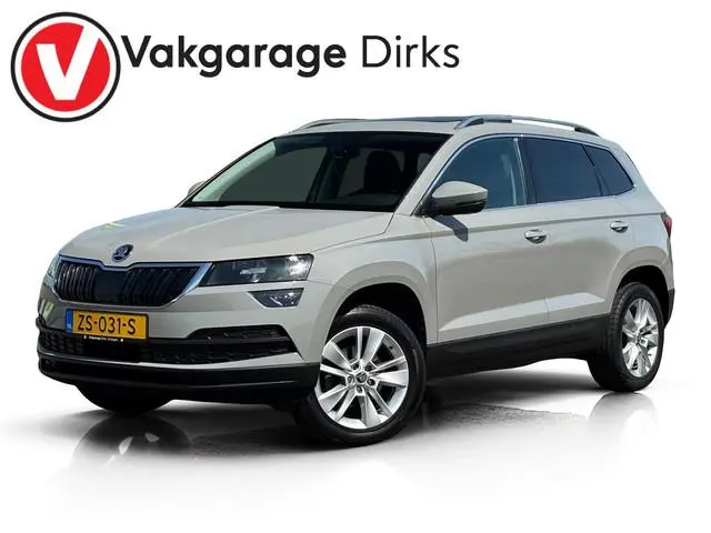 Skoda Karoq 1.0 TSI ✅ Pano ✅ CarPlay ✅ Stoelverwarming