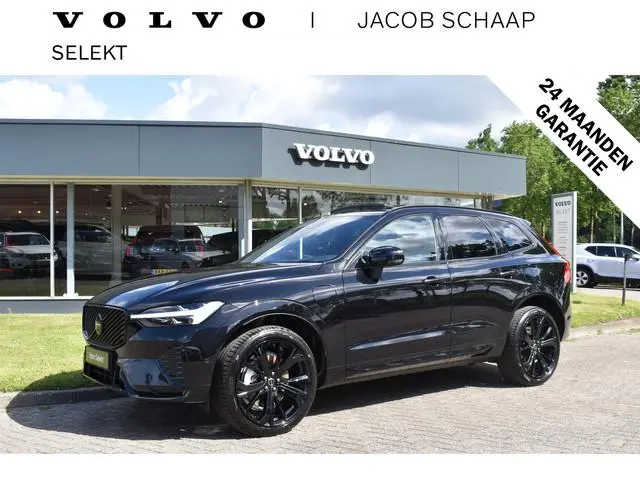 Volvo XC60 T6 350PK AWD Ultra Black Edition | BLIS | HUD | Panodak | Stoelverwarm Voor/Achter | Adap...