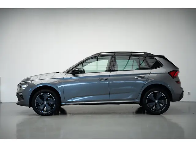 Skoda Kamiq 1.0 TSI Monte Carlo |Glazen Dak|Camera|ACC|Stoelverwarming|Stuurverwarming|Dodehoek|