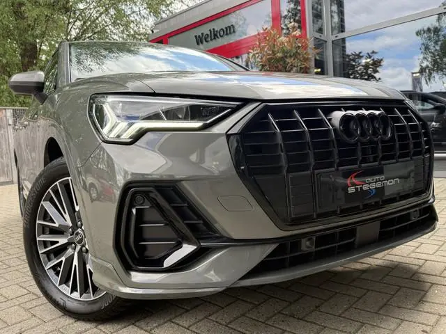 Audi Q3 45 TFSI-e *!* S-LINE *!* MATRIX/ VIRTUAL/ CAMERA/ TREKHAAK/ 19 INCH/ 41 DKKM *!*