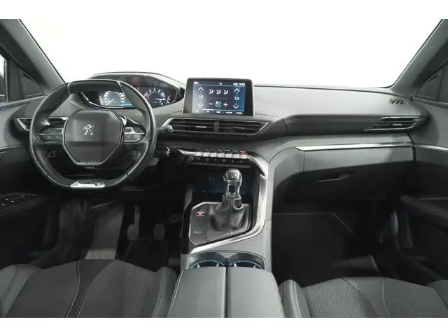 Peugeot 3008 PureTech 130pk GT Line Avantage | Trekhaak | Camera | Stoelverwarming | Apple Carplay