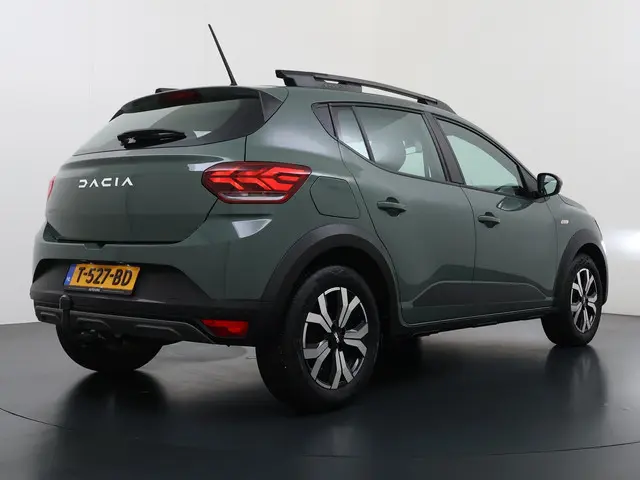 Dacia Sandero Stepway 1.0 TCe 90 Expression Schuifdak Trekhaak