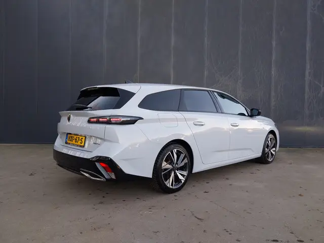 Peugeot 308 SW 1.6 Plug-in Hybrid 180 Allure PHEV METALLIC VIRTUAL COCKPIT CAMERA HALF LEER LED NAVI CRUISE ECC