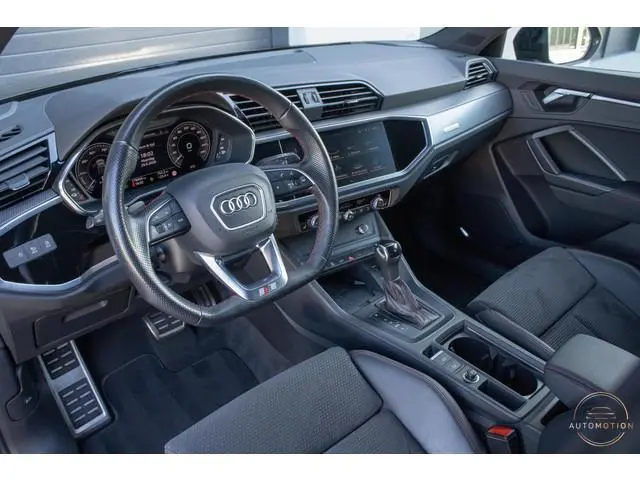 Audi Q3 Sportback 45 TFSIe S line B&O Camera Sfeerverlichting Trekhaak Rode Stiksels