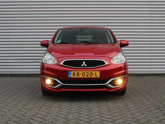 Mitsubishi Space Star 1.2 Life | Cruise | 14" LM | Airco | Licht-/regensensor |