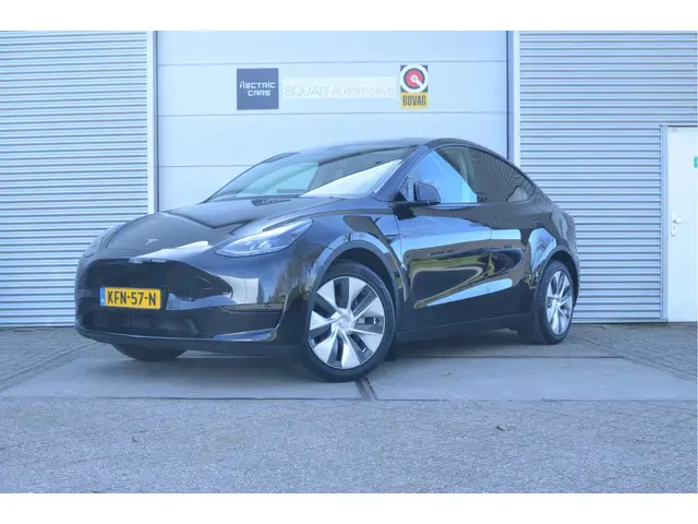 Tesla Model Y RWD 58 kWh LFP accu, AutoPilot3.0 Ryzen (Meerprijs FSD 99,- p/mnd)