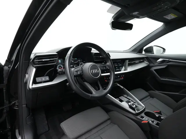 Audi A3 Sportback 40 TFSI e 204 pk Advanced edition | Achteruitrijcamera | Stoelverwarming | Adaptiv...