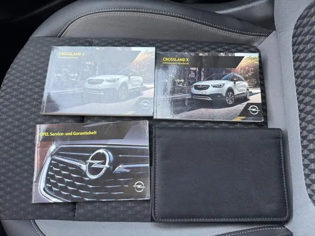 Opel Crossland X