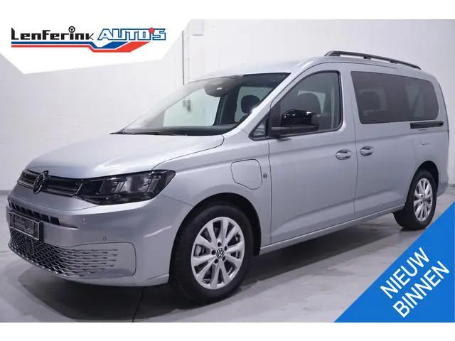 Volkswagen Caddy Maxi 1.5 TSI Hybride Life 7-Zits Apple Carplay Stoelverwarming Achteruitrijcamera