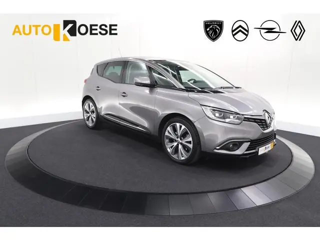 Renault Scénic TCe 130 Intens | Trekhaak | Panoramadak | Camera | Apple Carplay | Dodehoekdetectie
