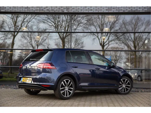 Volkswagen Golf 1.2 TSI Highline