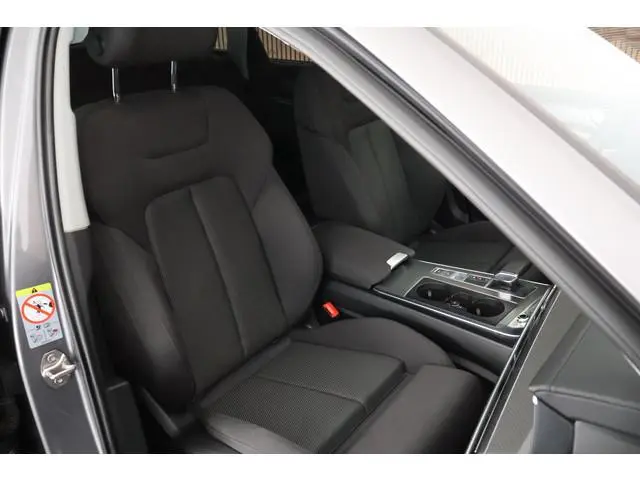 Audi A6 Avant 45 TFSI 245pk Sport Lease edition Trekhaak Memory Stoelverwarming Navigatie