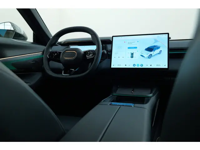 Lynk & Co 08