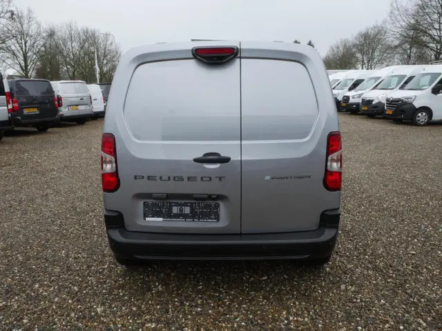 Peugeot e-Partner