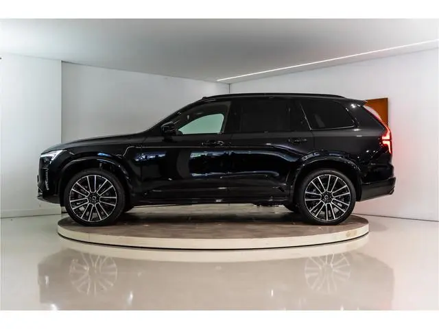 Volvo XC90 2.0 T8 Plug-in hybrid AWD Ultra Dark Long Range 406PK GLOEDNIEUW | 7 Pers. | Bowers | Pan...