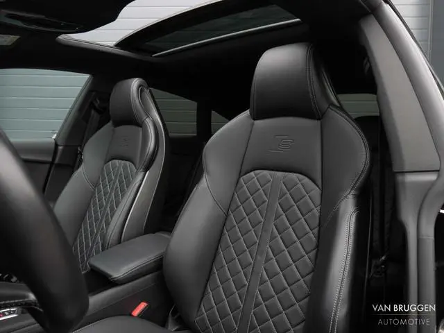 Audi S5 Sportback 3.0 TFSI quattro Pano Massage Head-up B&O Carbon 20" Sfeer