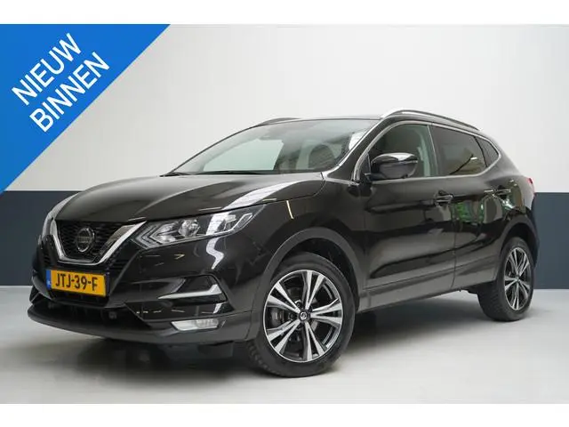 Nissan Qashqai 1.3 DIG-T N-Connecta | 360 camera | Stoelverwarming | Panoramadak | Keyless | Navigat...