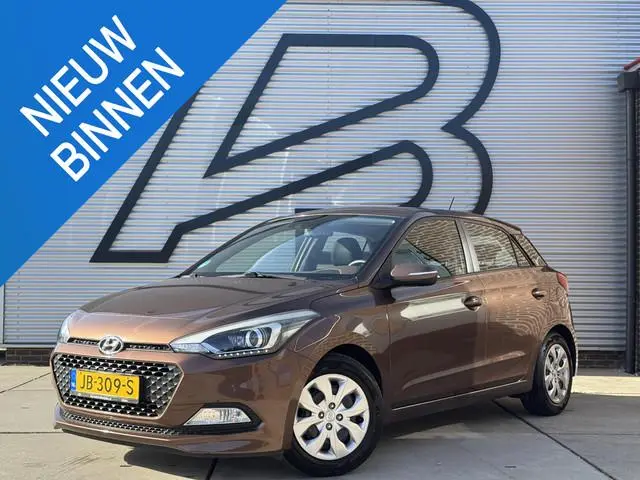 Hyundai i20 1.2 HP i-Motion Comfort 1e Eigenaar|Navi|Camera|Trekhaak|Clima|Cruise|PDC|N.A.P|APK tot...