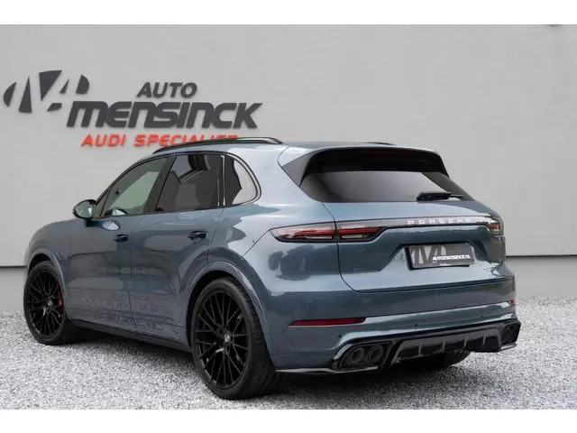 Porsche Cayenne 3.0 / Luchtvering/ Panoramadak/ 22 Inch/ Memory
