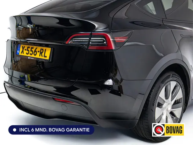 Tesla Model Y RWD 58 kWh | Panoramadak | Stoel-stuurverwarming | Zwart leder | Navigatie | Extra getint glas Camera, Autopilot, Dodehoek detector, Elektrisch verstelbare stoelen