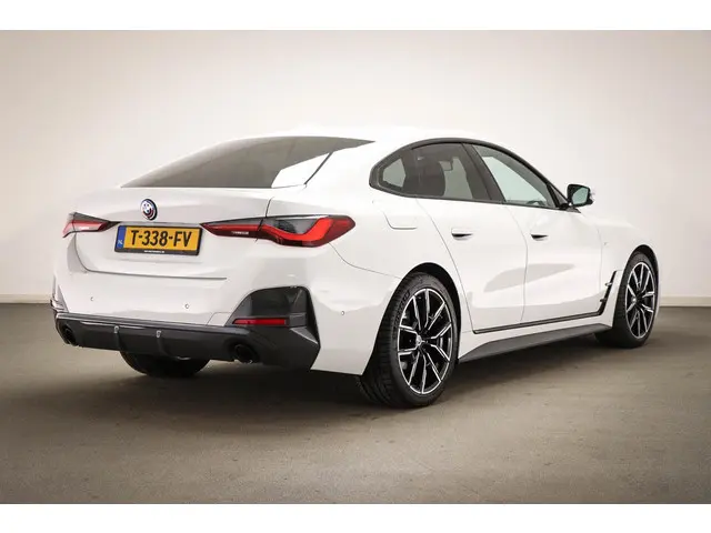 BMW 4-serie Gran Coupé 420i M-Sport Business Edition Plus | LEDER | HEAD UP | 360 CAMERA | TREKHAAK...