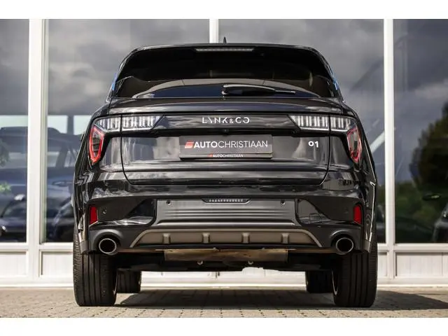 Lynk & Co 01
