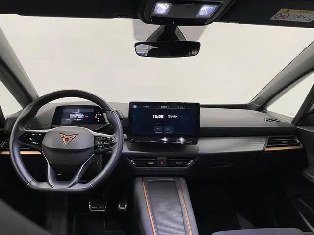 CUPRA Born Business 62 kWh Navigatie Apple Carplay/Android Auto Camera Parkeersensoren Adaptive Crui...