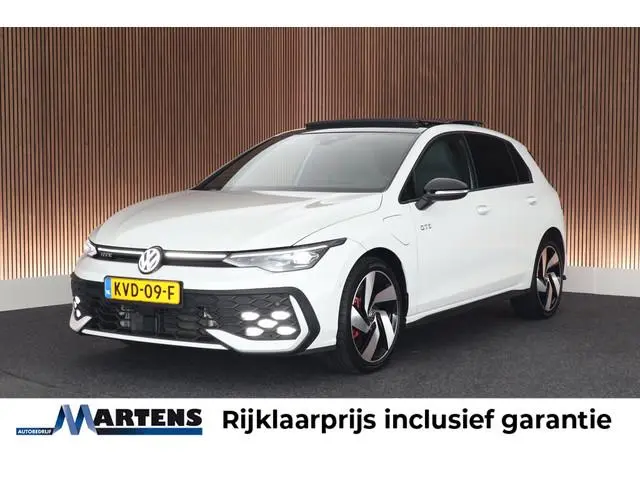 Volkswagen Golf 1.5 272pk eHybrid GTE Black Style Trekhaak Camera Leder Memory HUD Keyless Stoelvent...