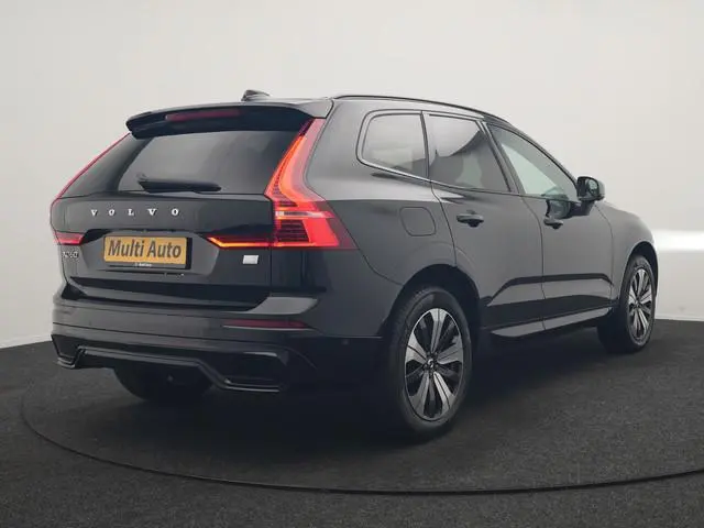 Volvo XC60 T6 PHEV AWD Plus Dark 350pk Dealer O.H | Panodak | Adaptive Cruise | 360 Camera | Lederen...
