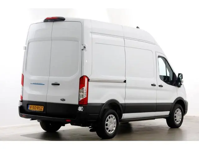 Ford E-Transit 350 L2H3 68 kWh Trend 100% Elektrisch Snellader/Airco/Navi SOH 99% 12-2024