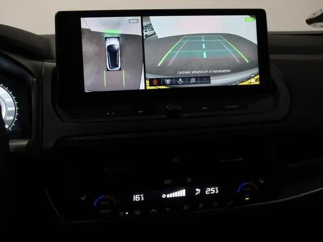 Nissan Qashqai 1.3 MHEV Automaat N-Connecta Navigatie Climate Control Sfeerverlichting Camera 360 Le...