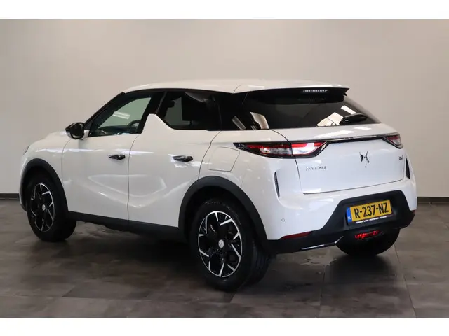 DS 3 Crossback E-Tense Bastille 50 kWh Navi-Carplay 17'lmv CruiseControl 24 maanden garantie mogelijk (*vraag naar de voorwaarden)