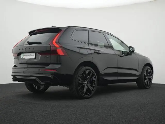 Volvo XC60 T6 Plus Black Edition FACELIFT 350PK | Navi | Leder | Elek. stoelen | 360 camera