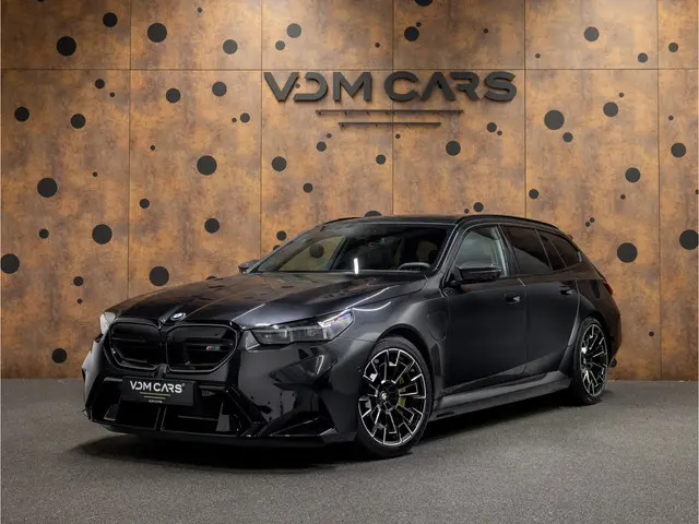 BMW 5-serie Touring M5 | Keramisch | Pano | B&W | M Driver's Pack |