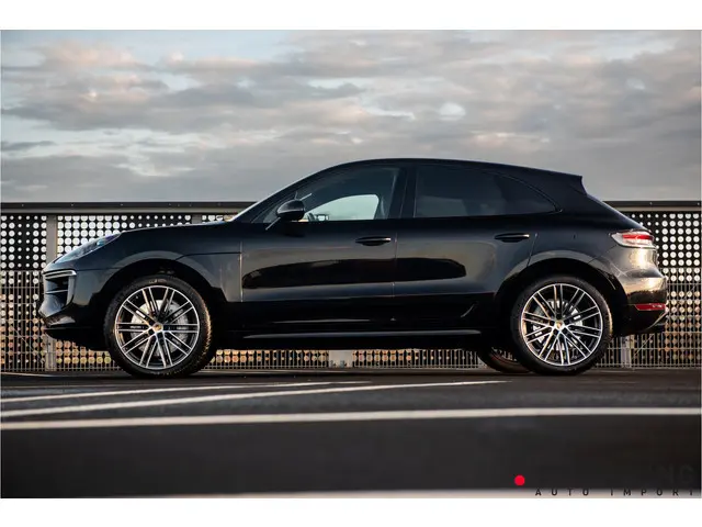 Porsche Macan 2.9 Turbo | Burmester | Sport Chrono | Pano