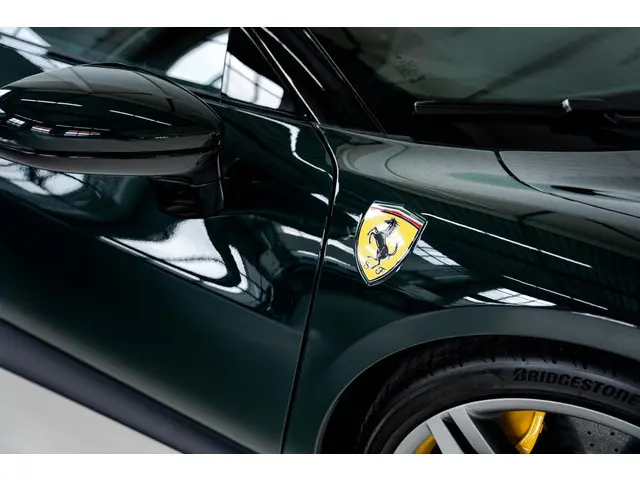 Ferrari 296