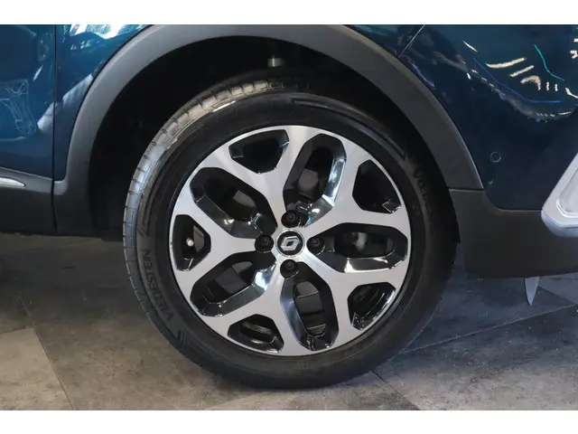 Renault Captur 1.2 TCe Intens Parkeerhulp Camera Elec ramen + spiegels Privacy glass