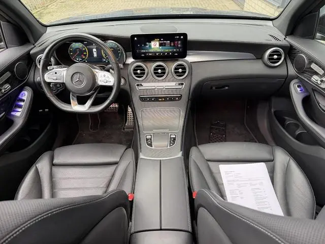 Mercedes-Benz GLC-klasse 300e 4MATIC AMG Line 20"/Panoramadak/Leder + memory/Stoelverwarming + venti...