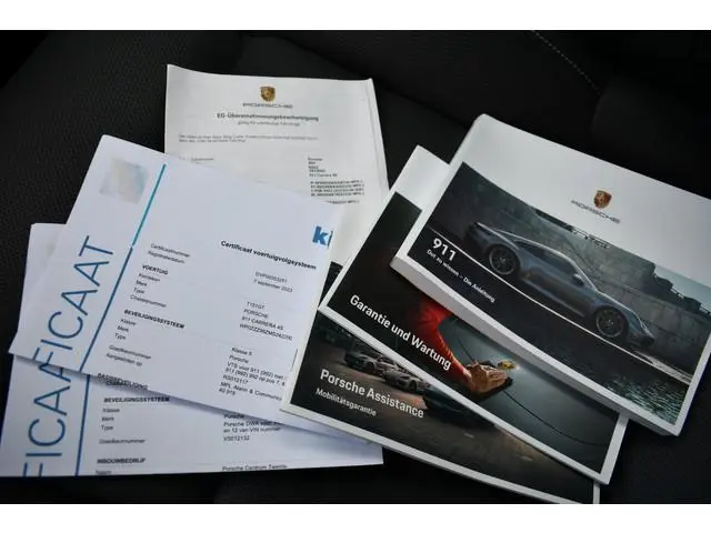 Porsche 911