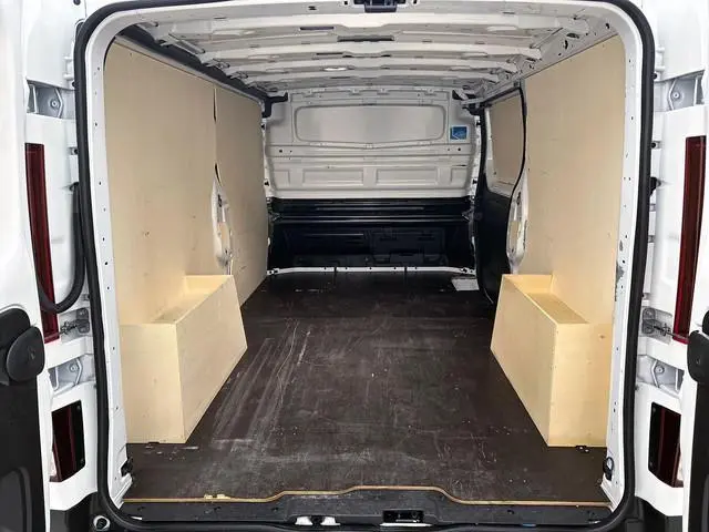 Renault Trafic 2.0 Blue dCi 130 T30 L2H1 Advance Navigatie Airco Lichtmetalen velgen Betimmering Tre...