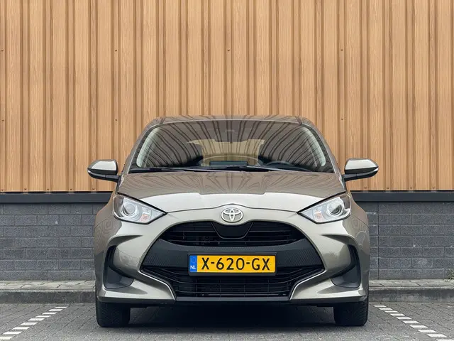 Toyota Yaris 1.5 VVT-i Active | Apple Carplay | Android Auto | Camera | Origineel Nederlands | Adapt...