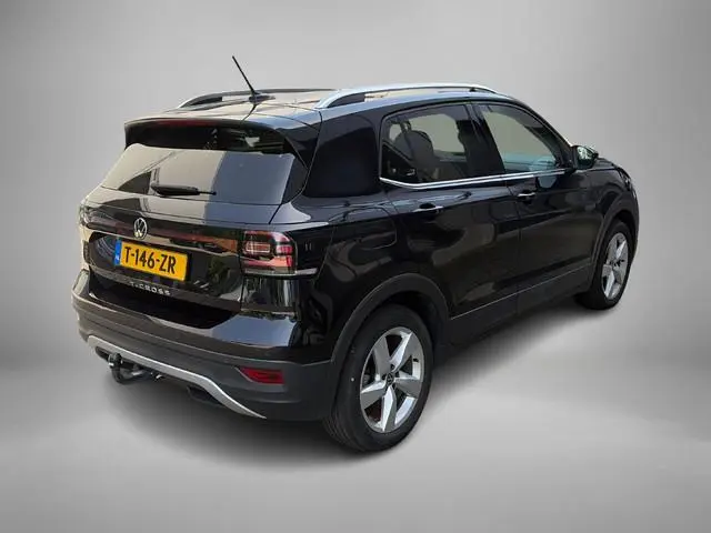 Volkswagen T-Cross 1.5 TSI 150pk DSG Style · Camera · Stoelverwarming · Trekhaak · Dodehoeksensor ·...