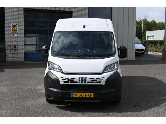 Fiat Ducato L2H2 2.2 MultiJet 140 pk 3.5t Camera, Cruise control, 270 Graden deuren