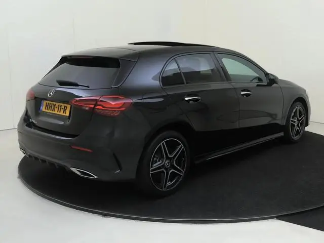 Mercedes-Benz A-klasse 250 e Star Edition AMG Line /Panoramadak /Night-pakket