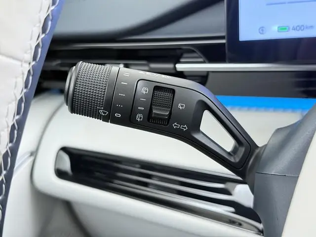 Geely E5