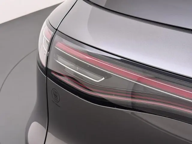 Geely E5